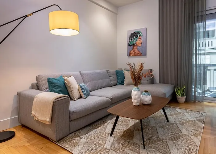 Phaedrus Living City Center Lux Flat Kolonaki